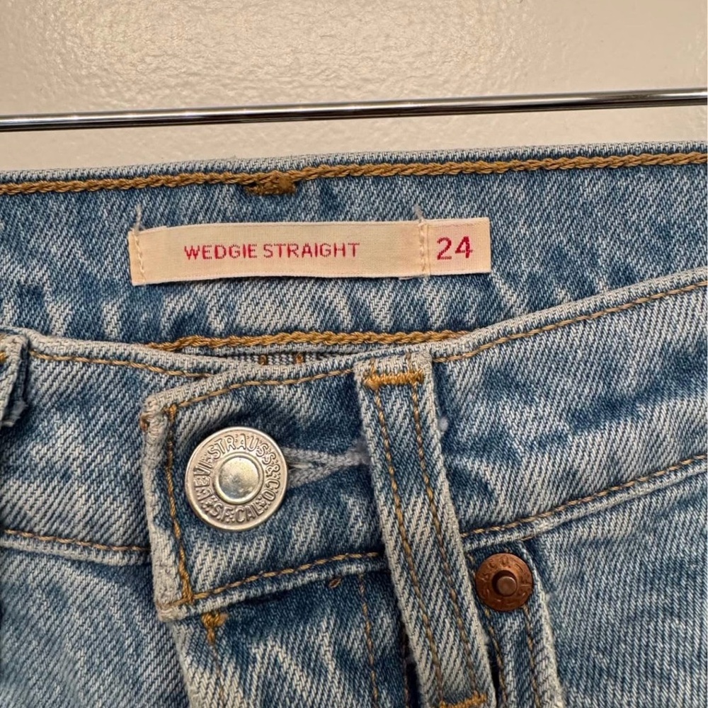 Classic Light Blue Women's Jeans - Picture 2 of 2